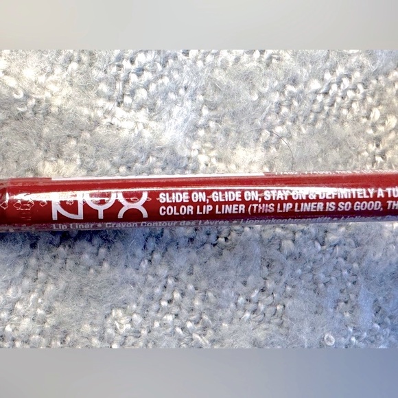 NYX Slide On Lip Pencil ‘Brickhouse’ NWT - Picture 2 of 6